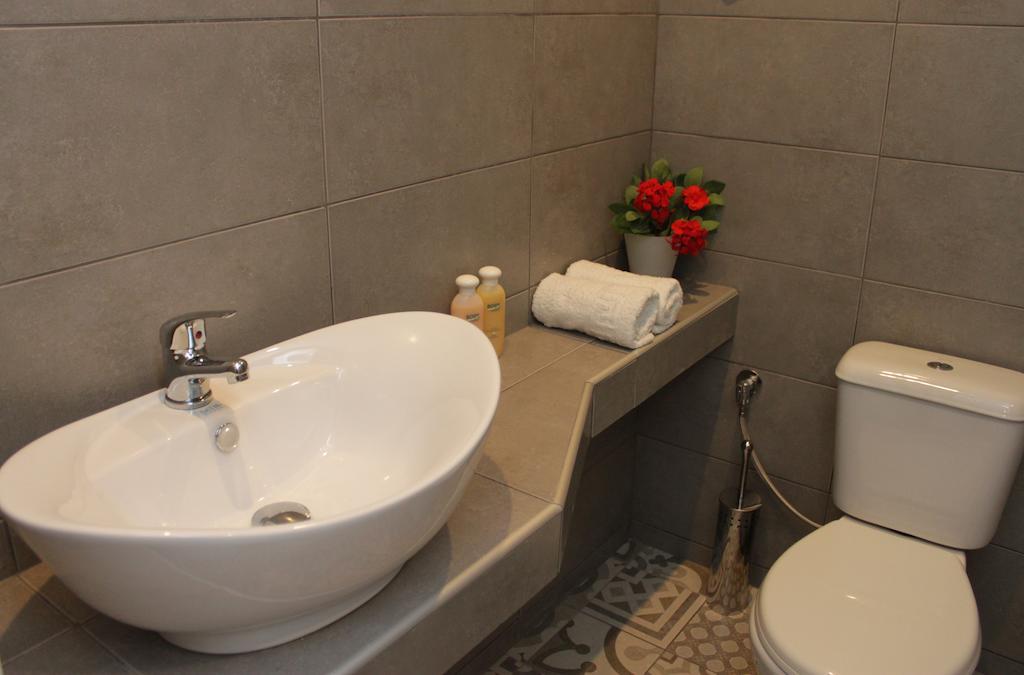 Kehagias Apartments Vrasná Zimmer foto